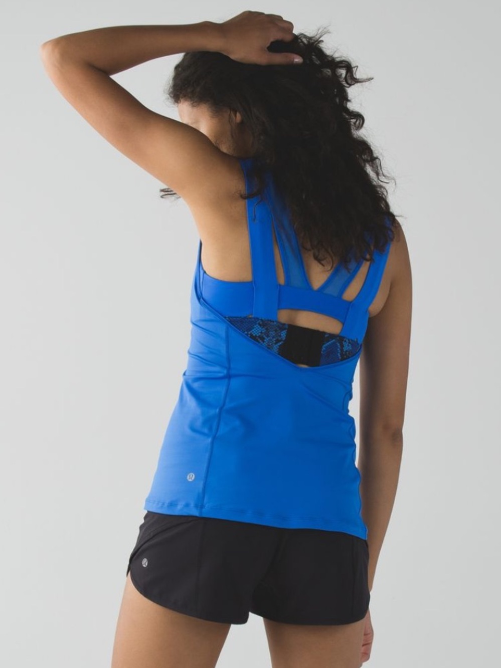 Lululemon‎ Pipe Dream Blue Super Sport Tank w/Snake Print Sports Bra. Size 6.